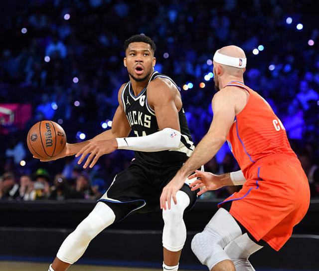 九游娱乐官网入口-字母哥表现出色带领雄鹿夺冠