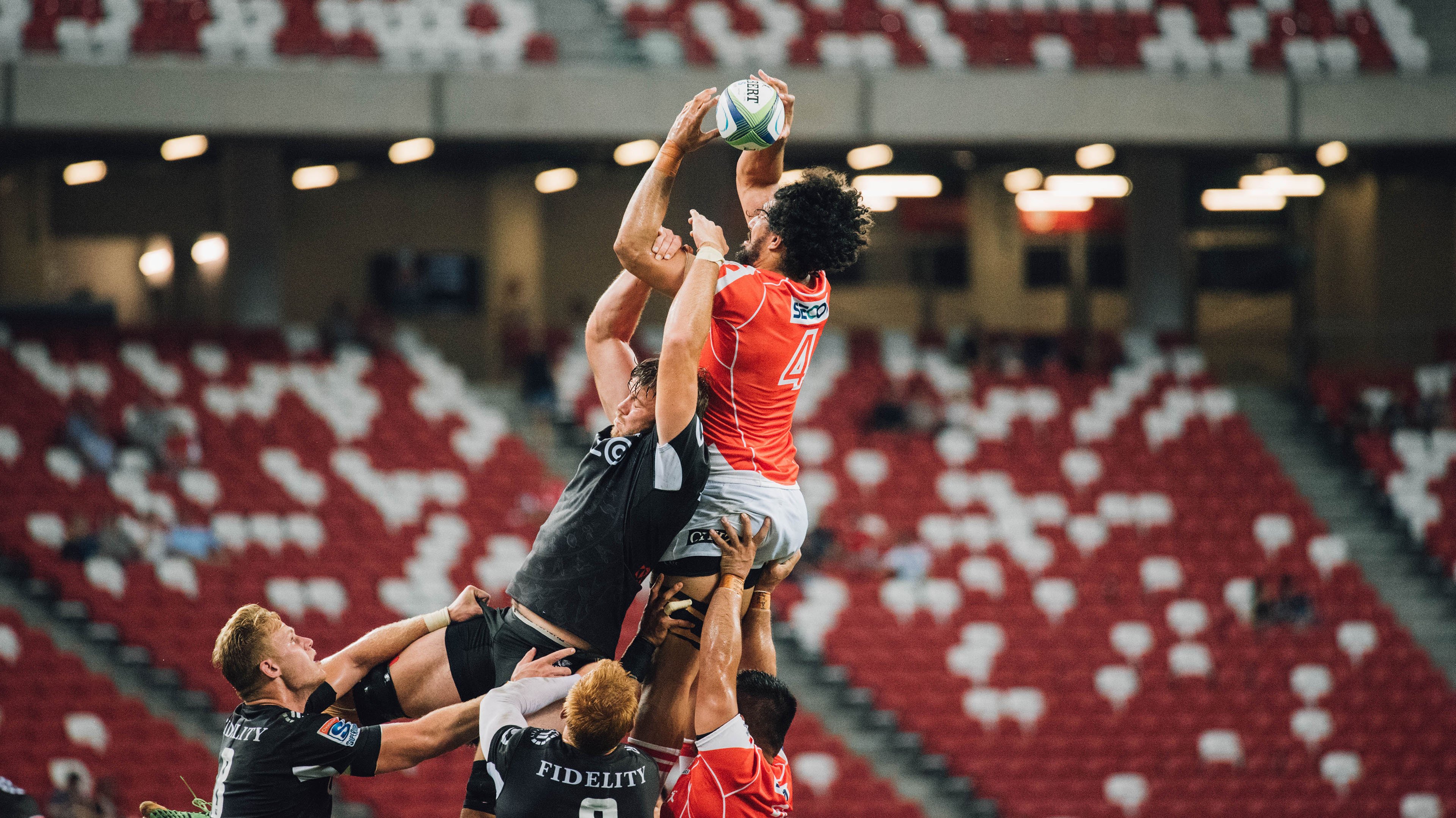 比赛期间，运动员情绪管理成焦点，运动员比赛行为控制和情绪控制的主要特点和要求