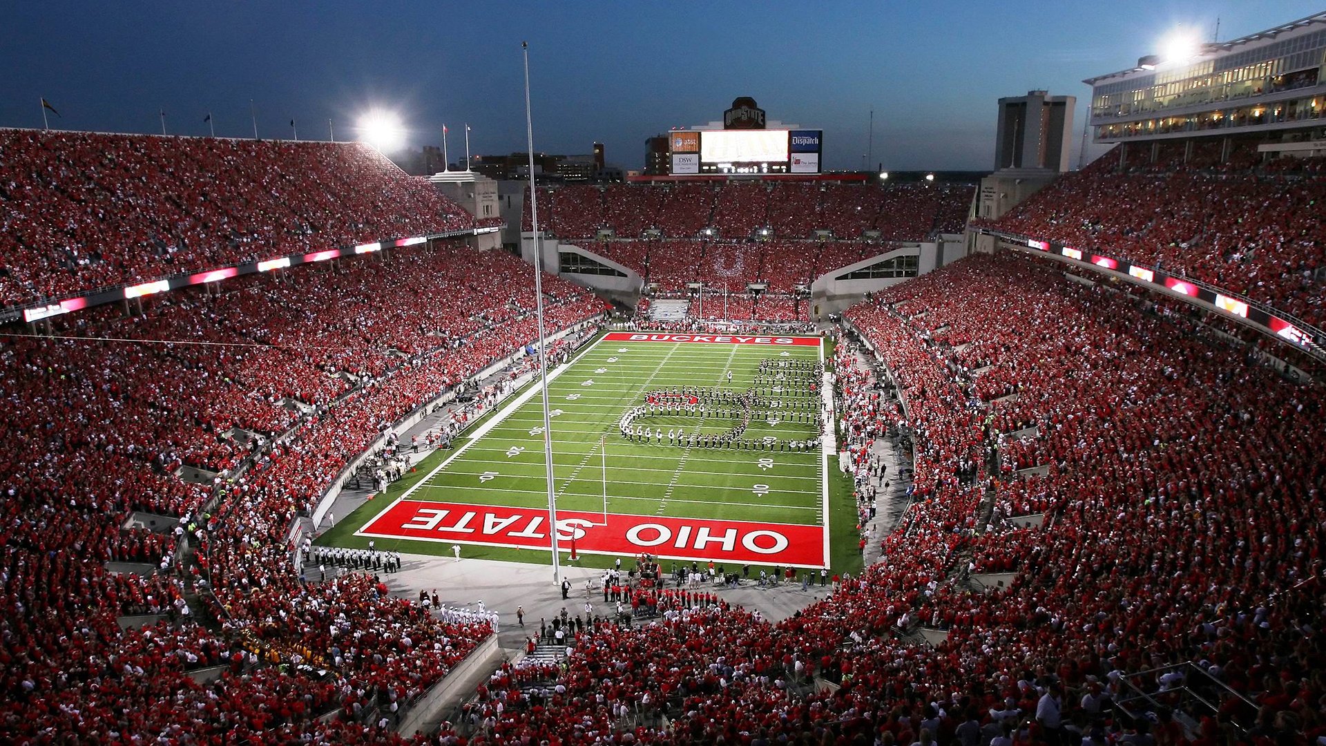 梅西个人助攻破百，带领巴黎稳坐法甲榜首，梅西打入巴黎生涯首球